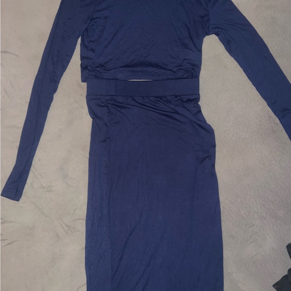 Women's Navy Long-Sleeve Midi Skirt Set Size Small